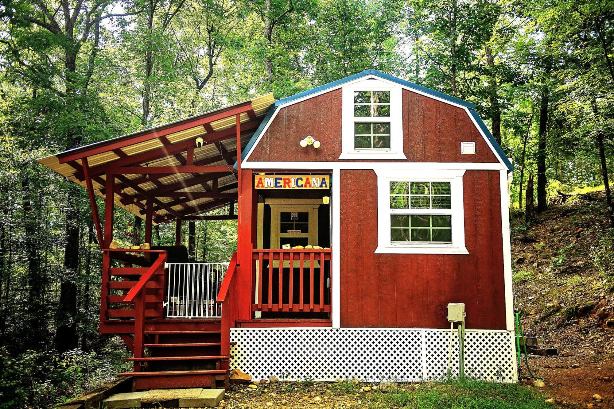 The Americana - Parker Creek Bend Lodge Murfreesboro